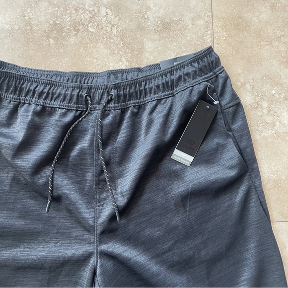 Legend Black Spacedye Men's Shorts Athletic Workout Men's Size XL. C - Picture 3 of 9